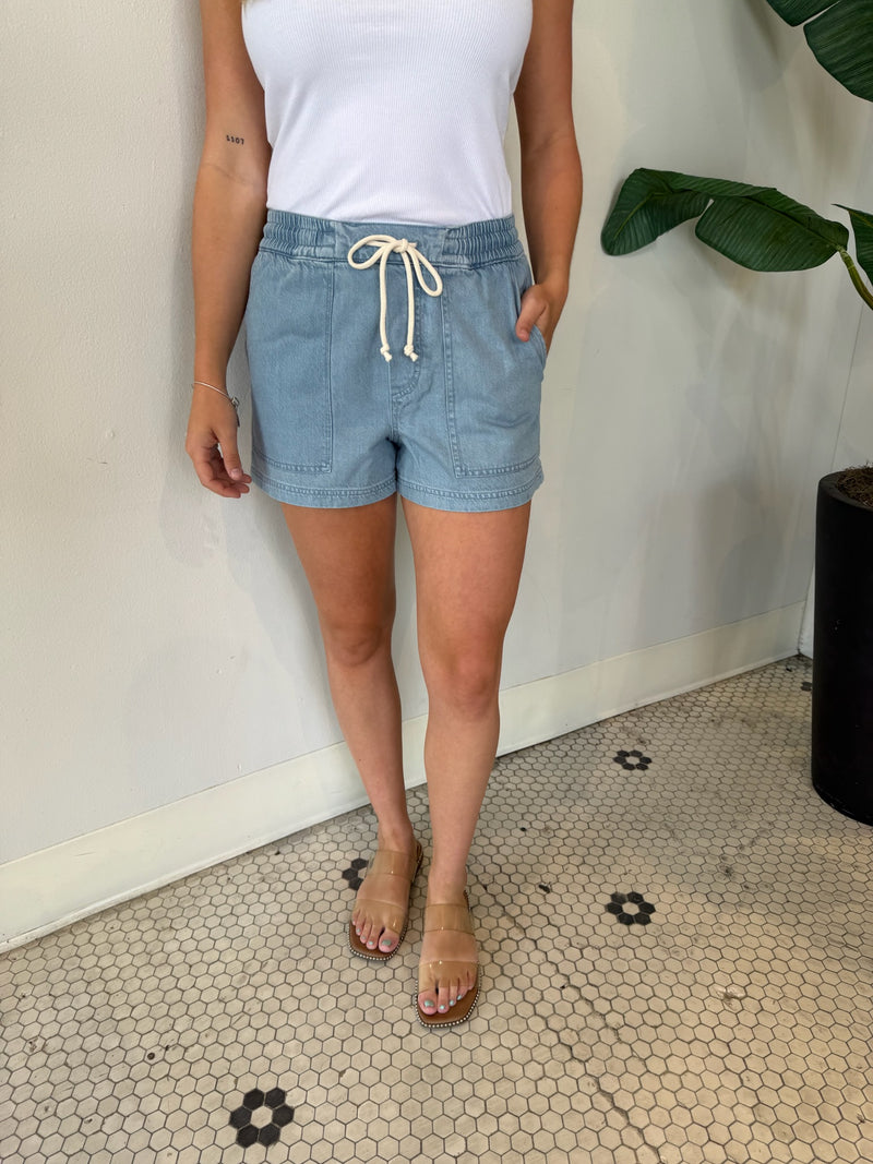 SUMMERLAND DENIM SHORT LIGHT INDIGO