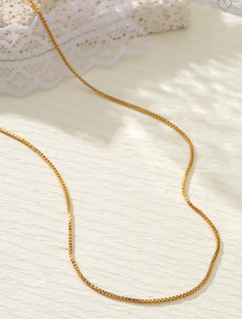 BOX CHAIN NECKLACE GOLD