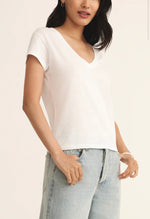 LIVELY RELAXED V-NECK TEE WHITE