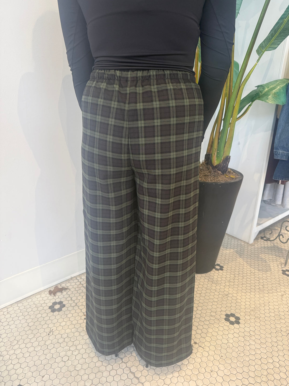 MERRY PLAID DRAWSTRING PANTS