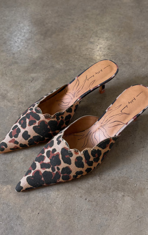LEOPARD DENIM SCALLOP MULES