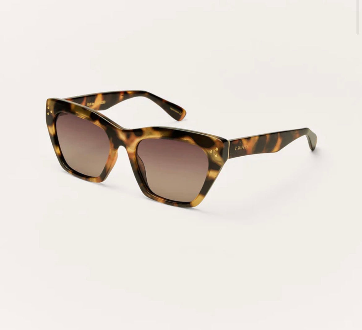 PARK AVENUE BRN TORT SUNGLASSES