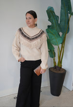 NORTH FRINGE SWEATER STONE