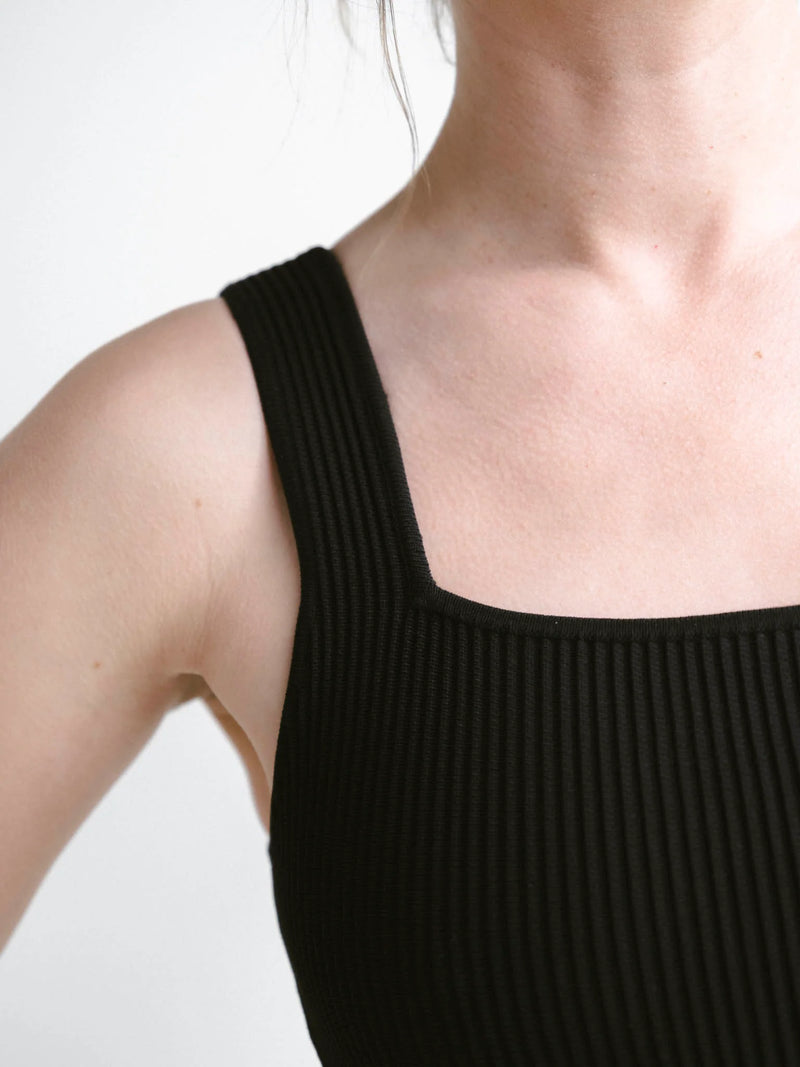 NOBLE TANK BLACK