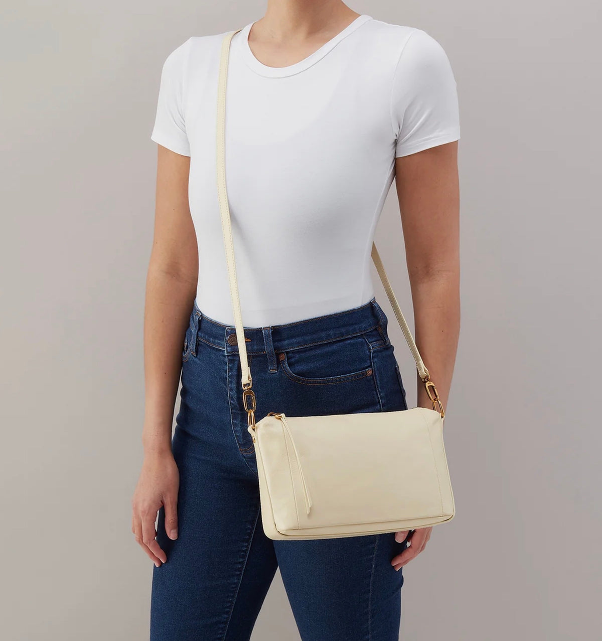 DARCY CARRYALL CROSSBODY BUTTER YELLOW