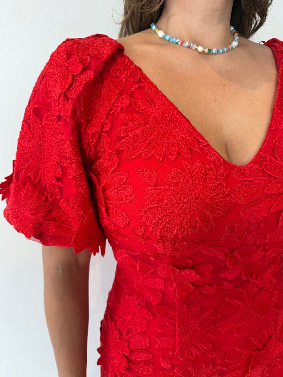 HUSTINA PUFF 3D LACE MINI DRESS RED