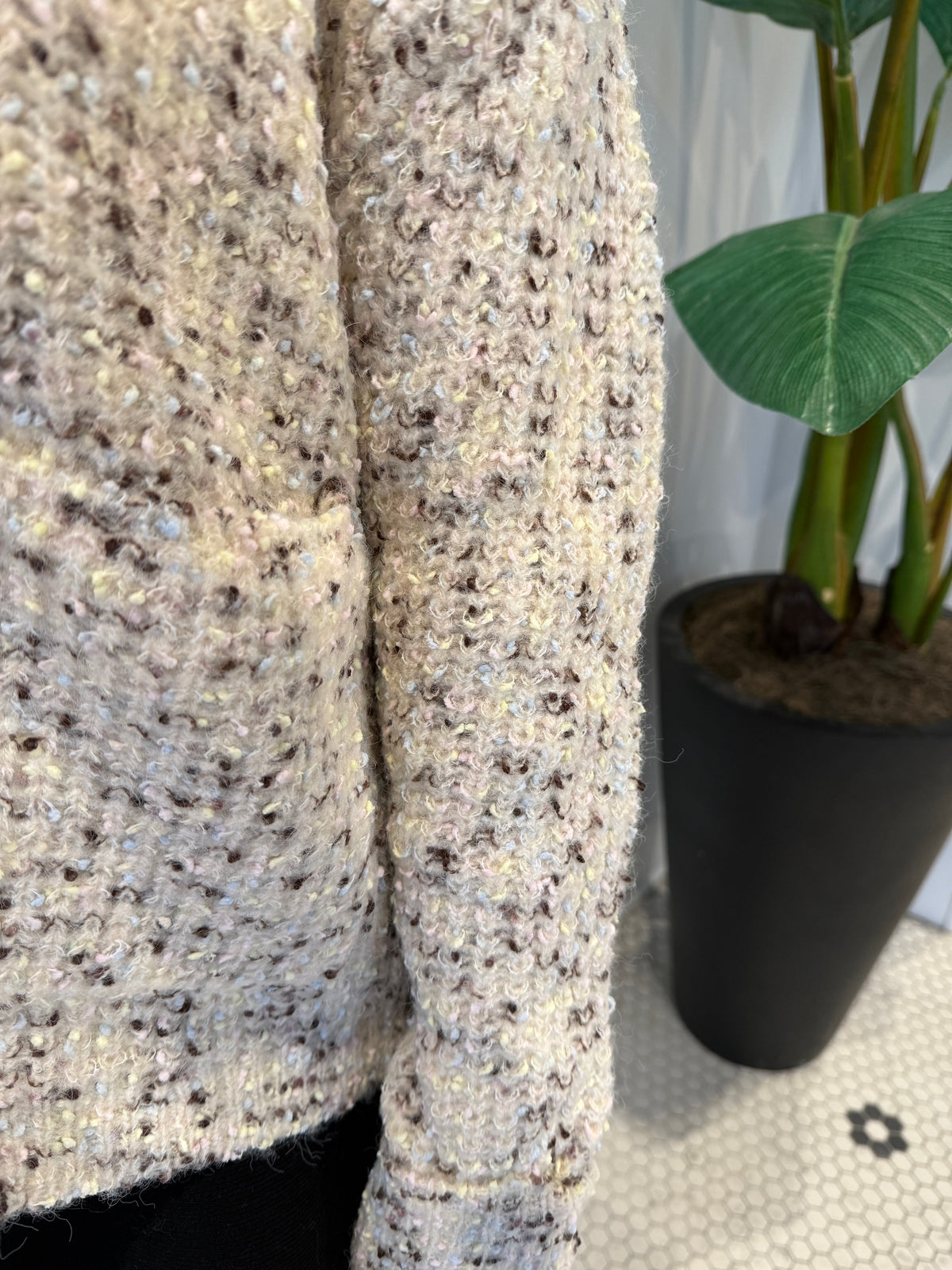 NEDI VNECK CARDIGAN CREAM