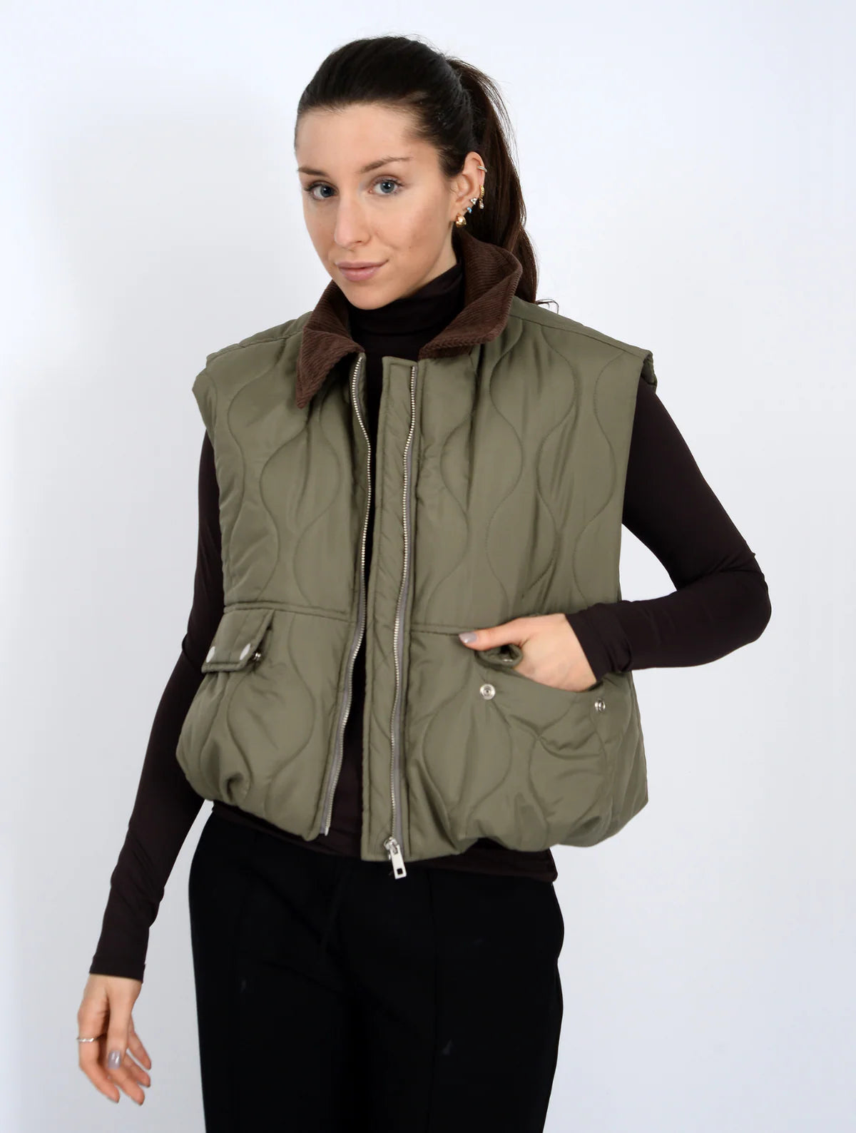 CHELSEA QUILTED VEST