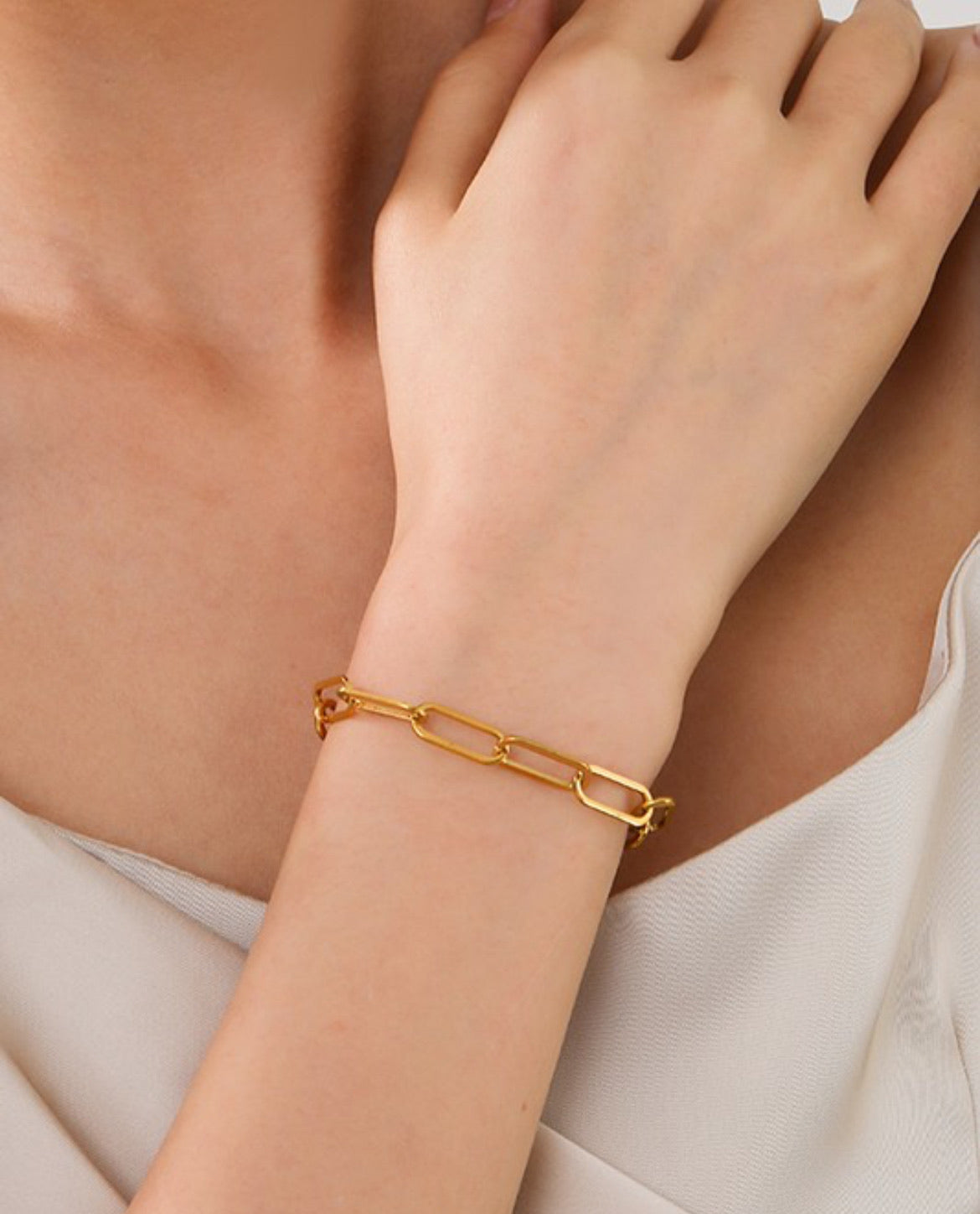 PAPERCLIP CHAIN BRACELET GOLD