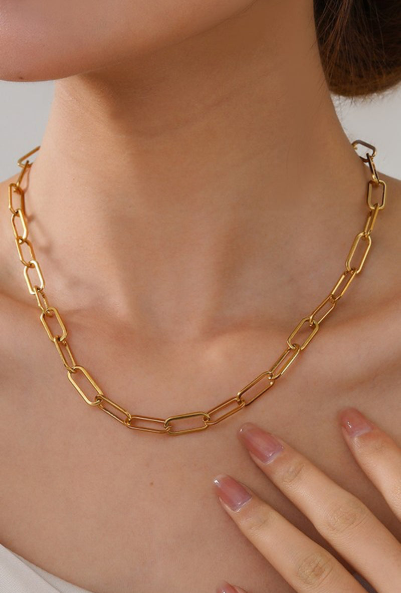PAPERCLIP CHAIN NECKLACE GOLD