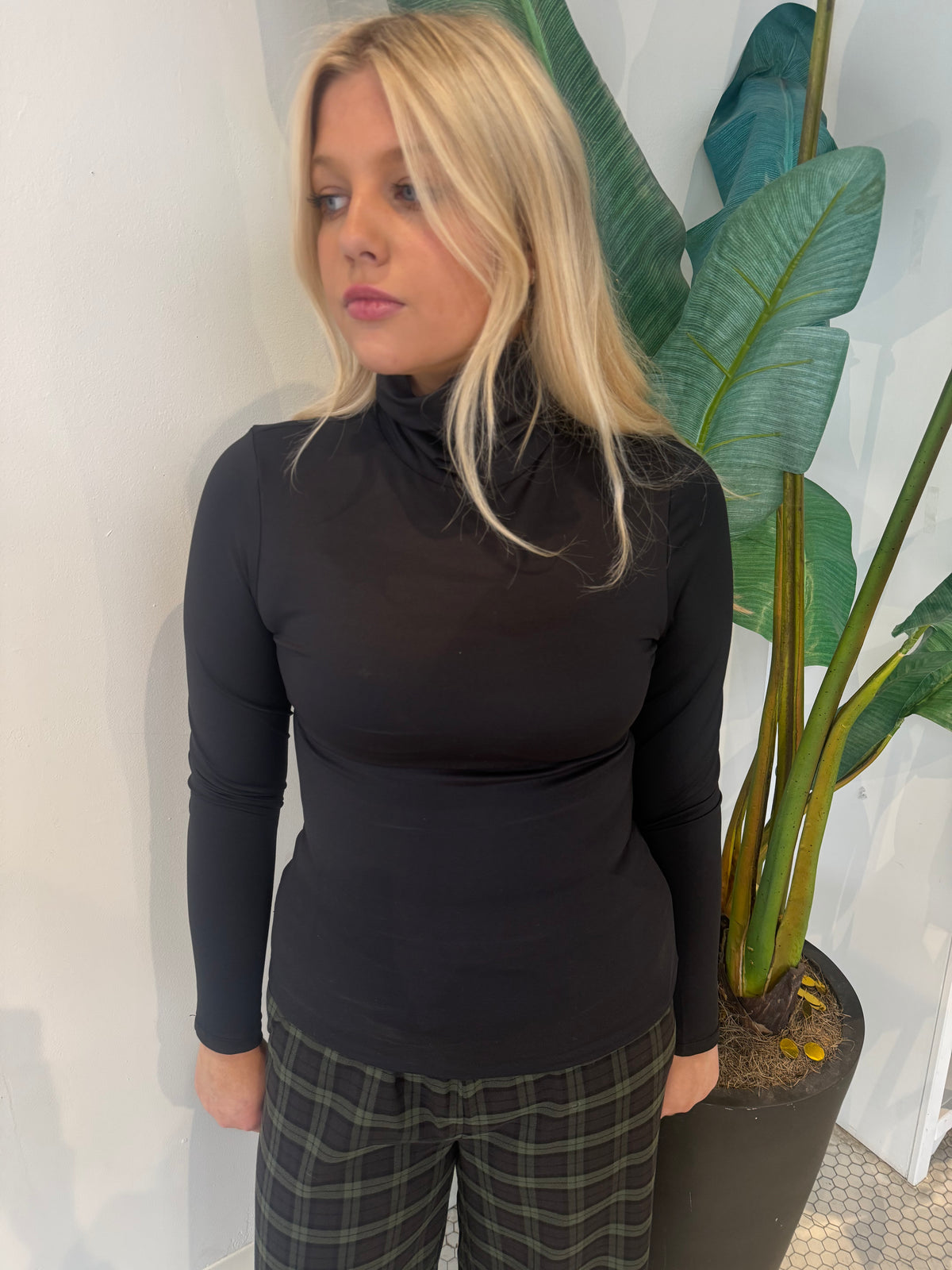 TERESA SECOND SKIN TURTLENECK