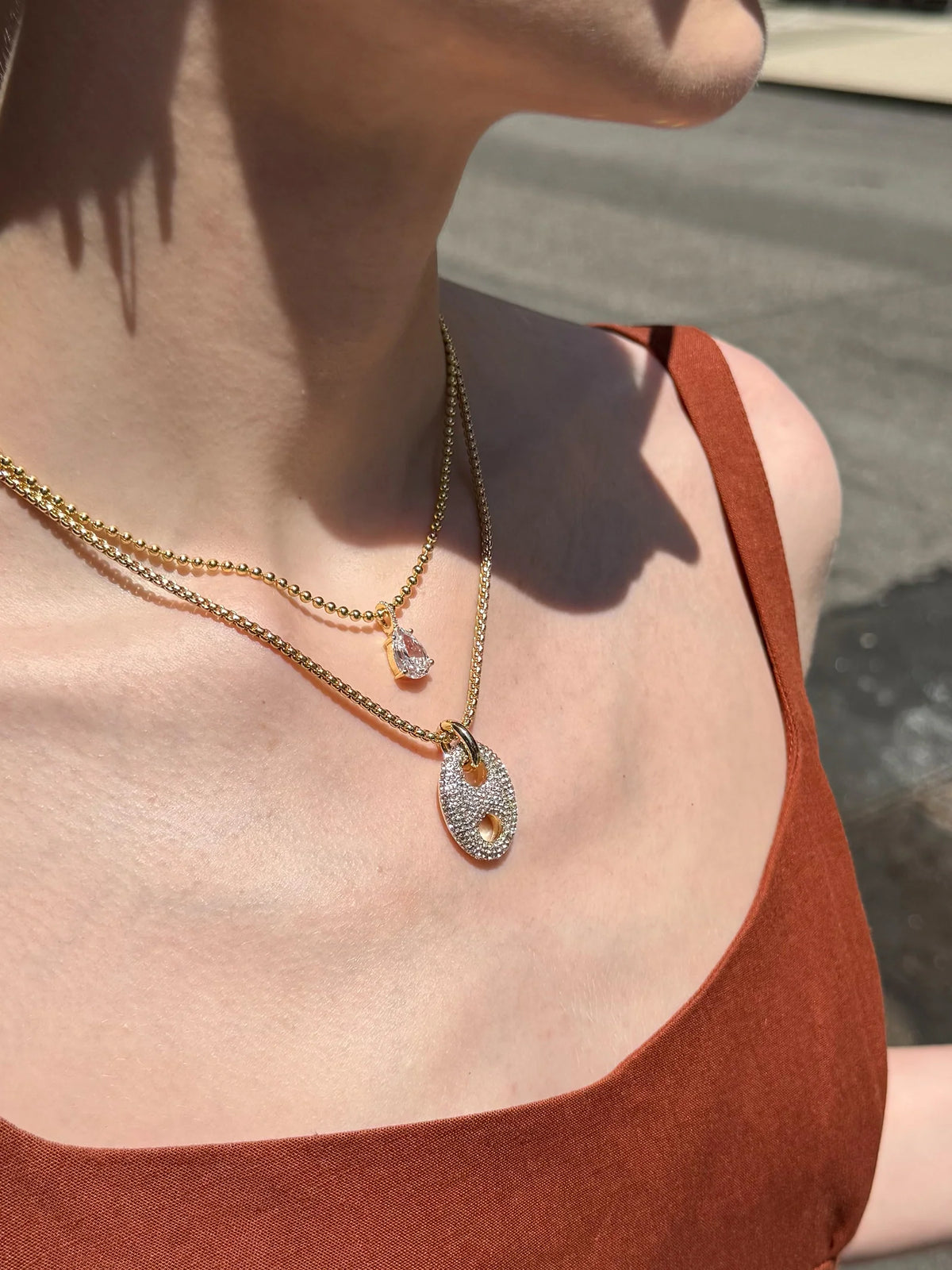 THALIA REVERSIBLE PENDANT NECKLACE