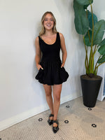 VARA DOUBLE V-NECK BUBBLE MINI DRESS BLK