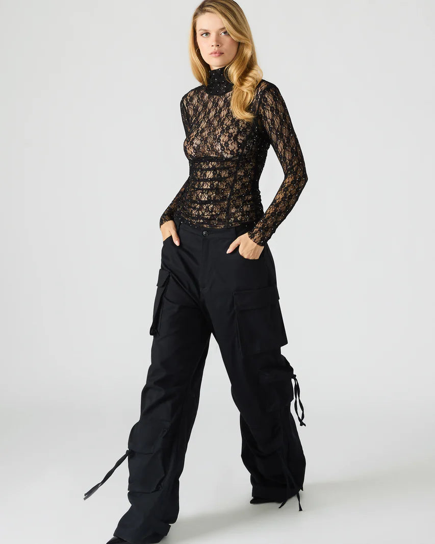 BAYLEE TOP IN BLACK