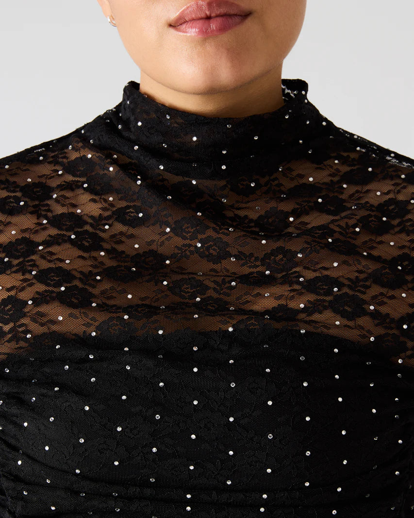 BAYLEE TOP IN BLACK