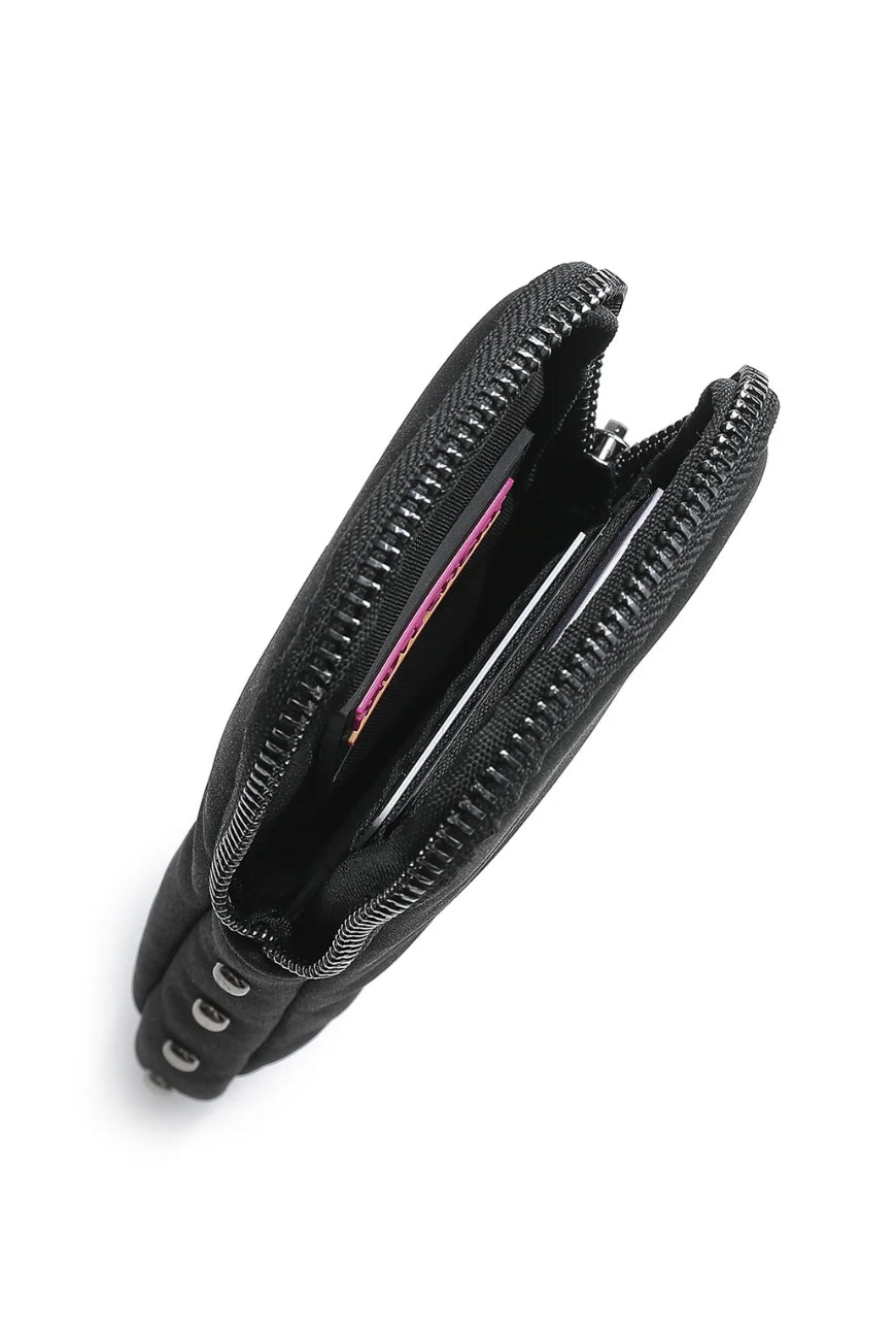 EV GLASSES CASE IN BLACK