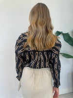 BLACK CHAIN LINK LEDGER TOP