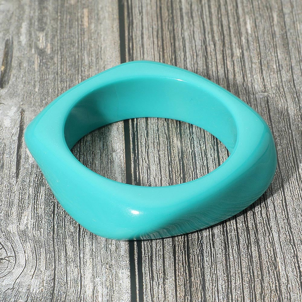 TURQUOISE RESIN BRACELET