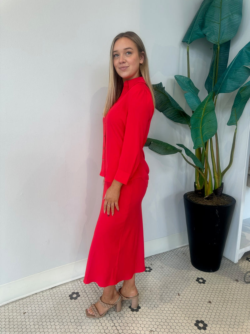 BIAS MIDI SKIRT RED