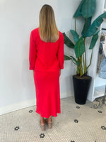 BIAS MIDI SKIRT RED