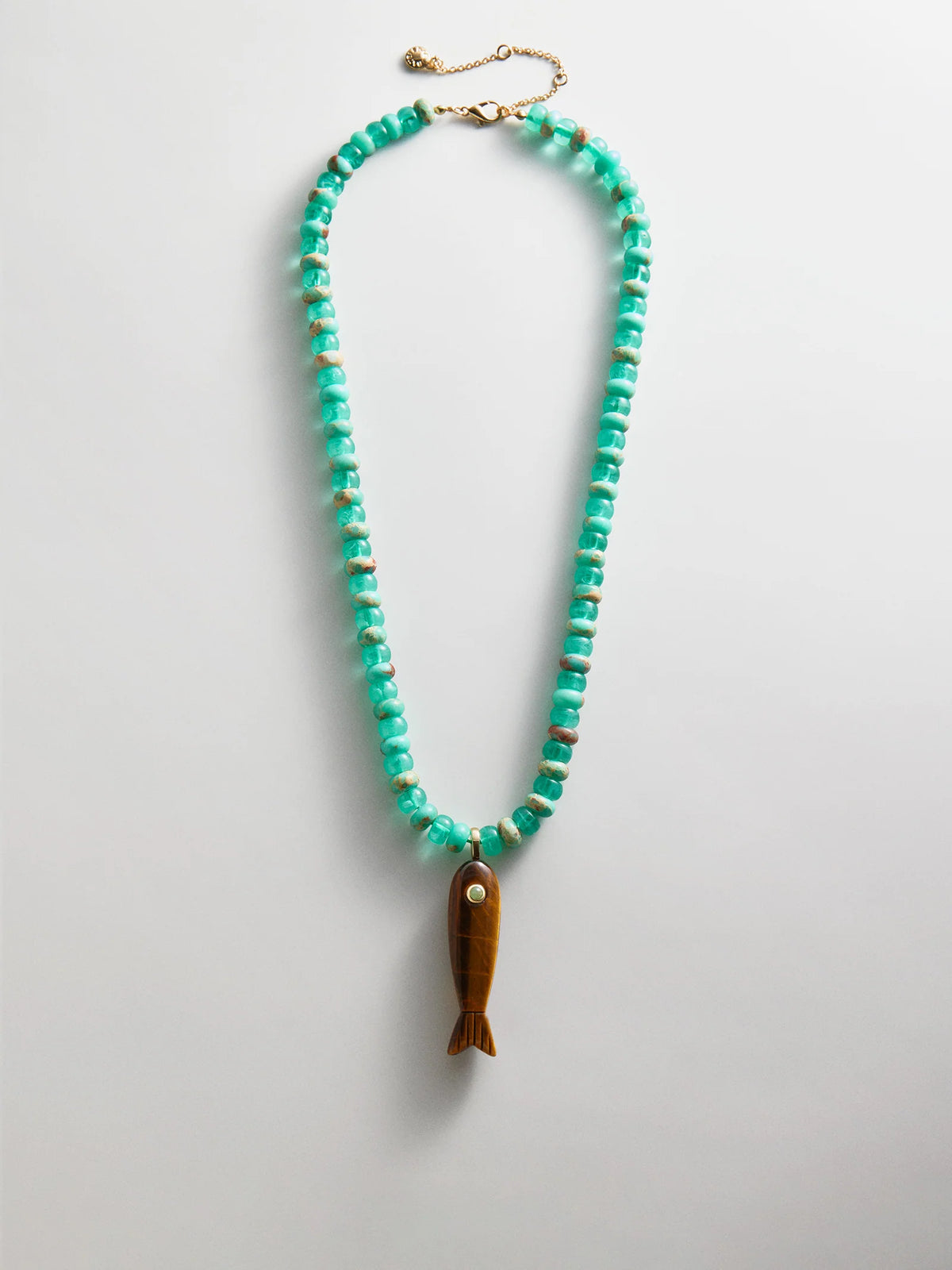 SUN DRIFT FISH PENDANT NECKLACE