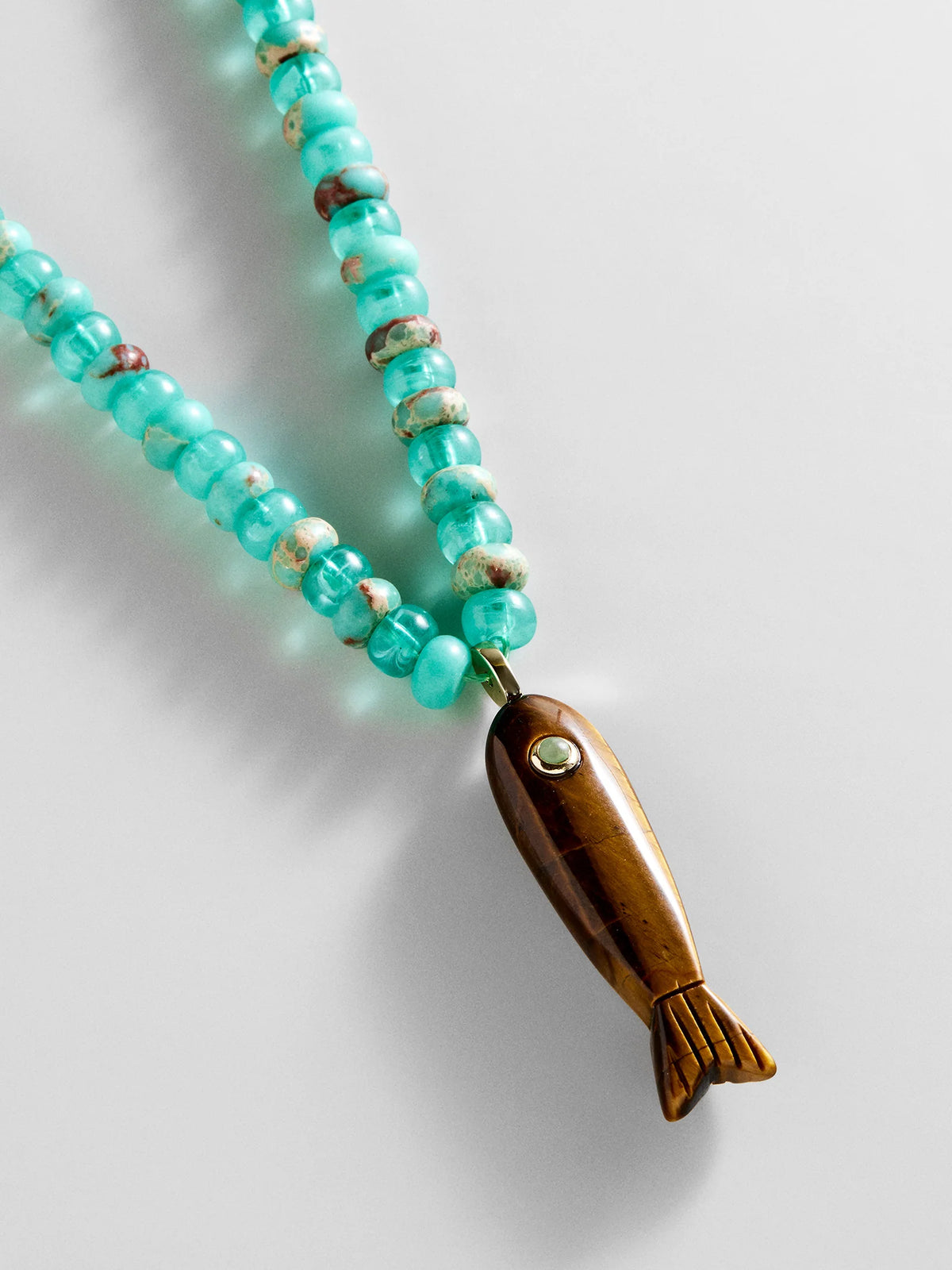 SUN DRIFT FISH PENDANT NECKLACE