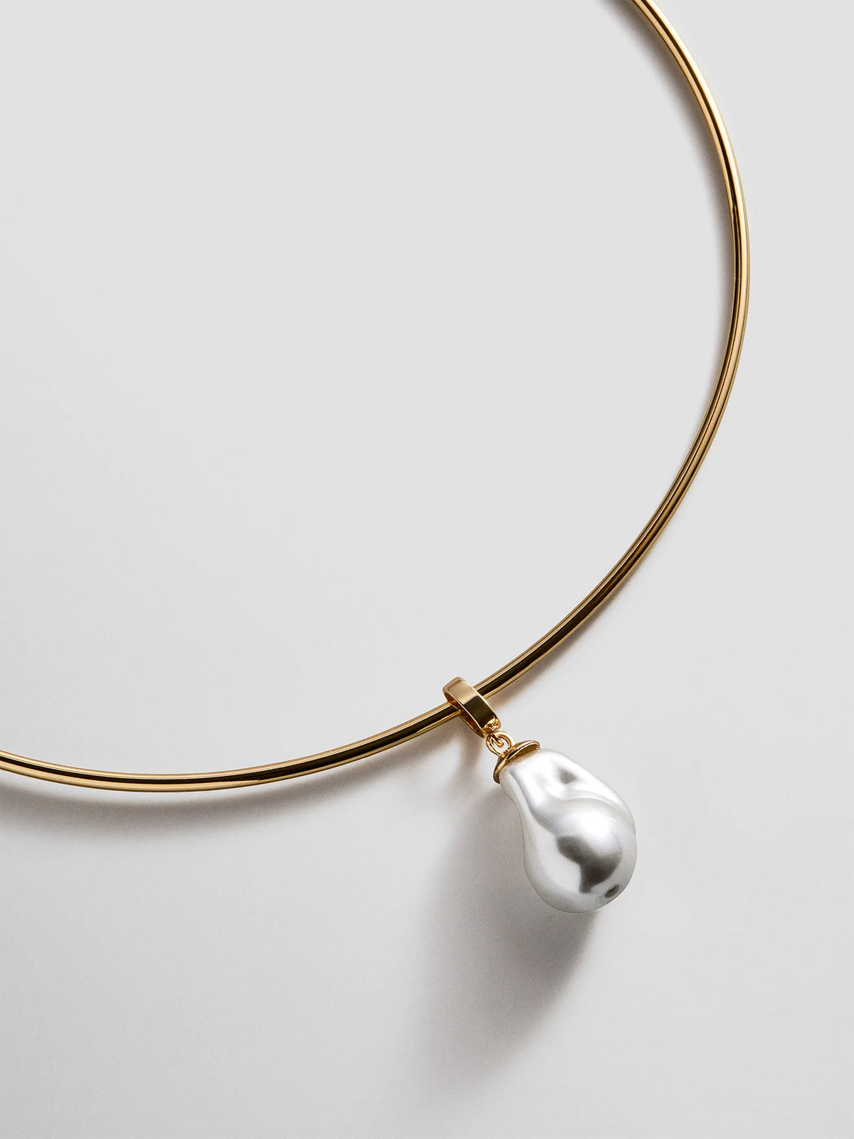 TEAGAN PEARL COLLAR NECKLACE