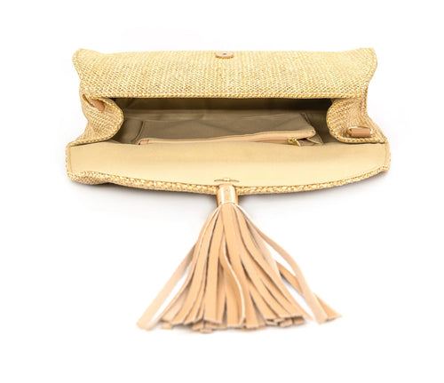 STRAW CLUTCH WITH TASSLE
